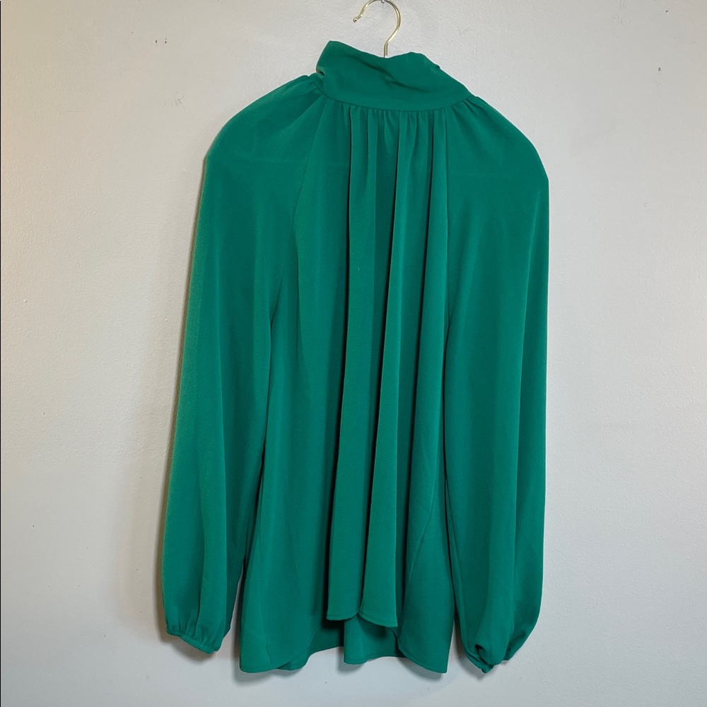5/$25 BUNDLE Elegant Tie Bright Back Green Women's Blouse
